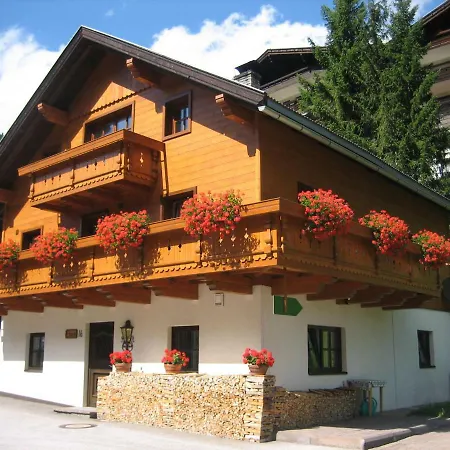 Ebnerle Apartman *